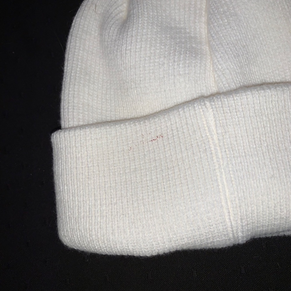White Adidas beanie - Picture 2 of 3